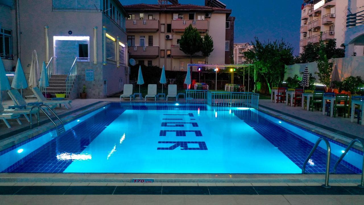 Elvin Otel Side Bagian luar foto